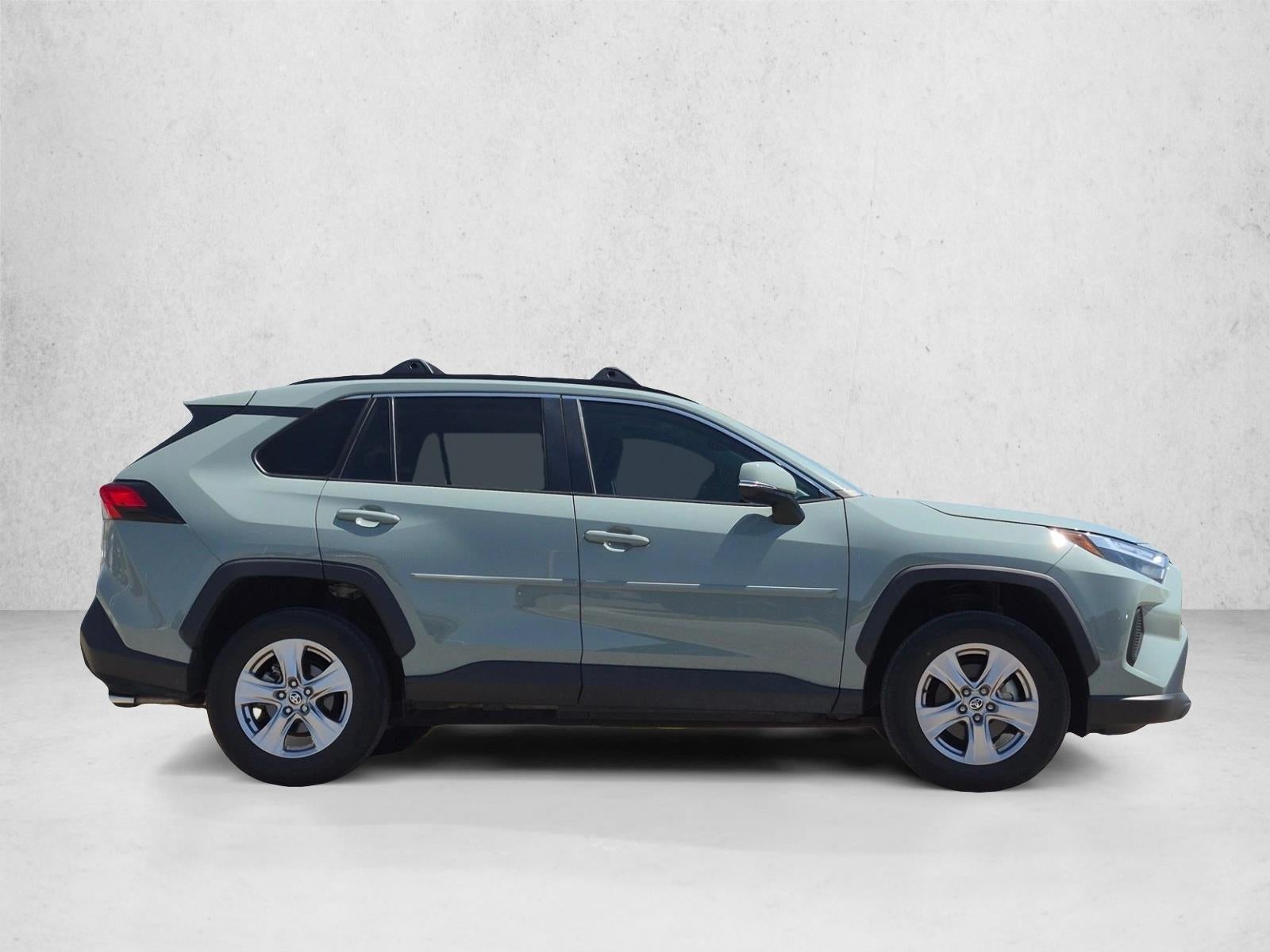 2022 Toyota RAV4 XLE FWD (Natl)
