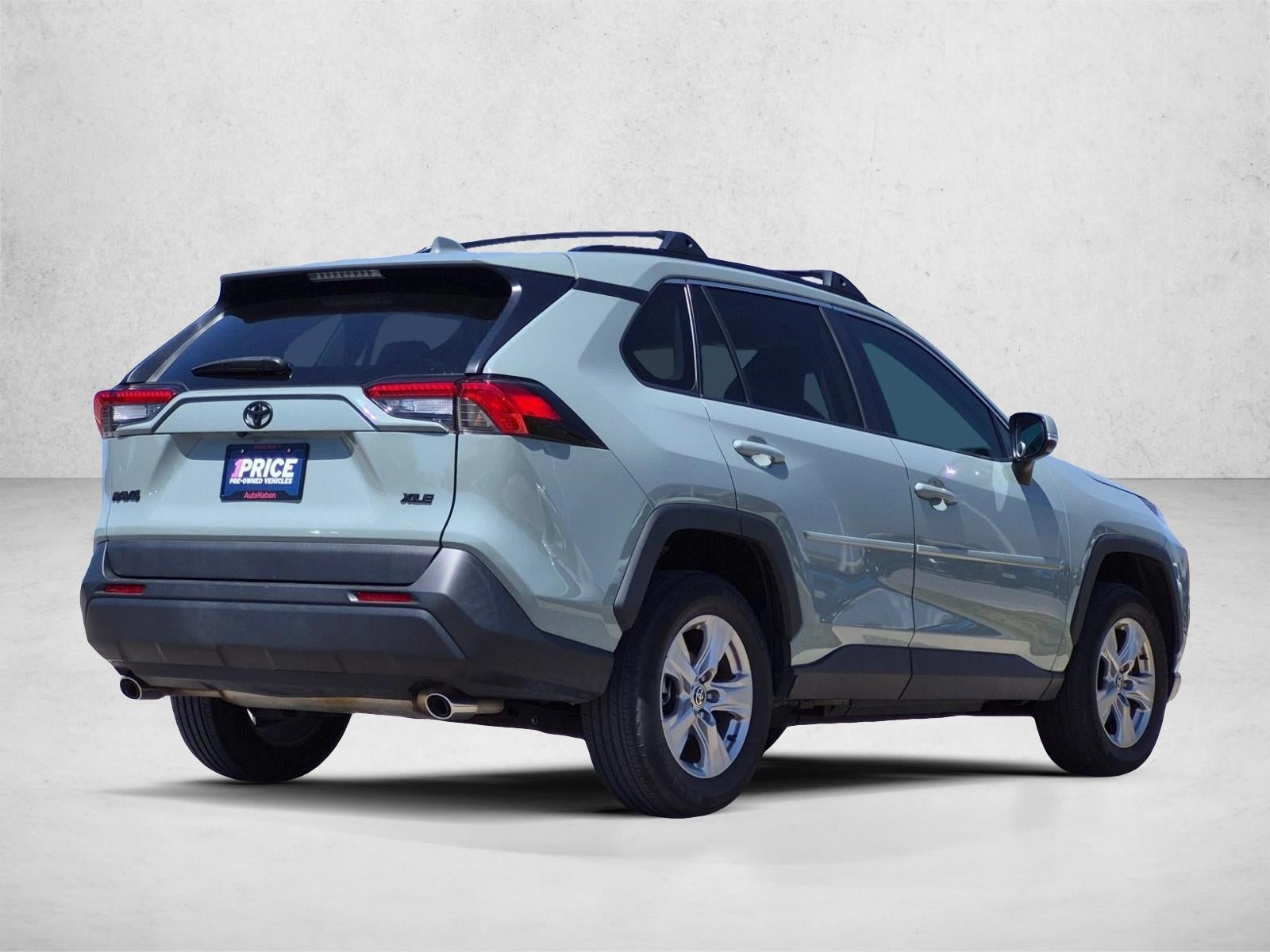 2022 Toyota RAV4 XLE FWD (Natl)