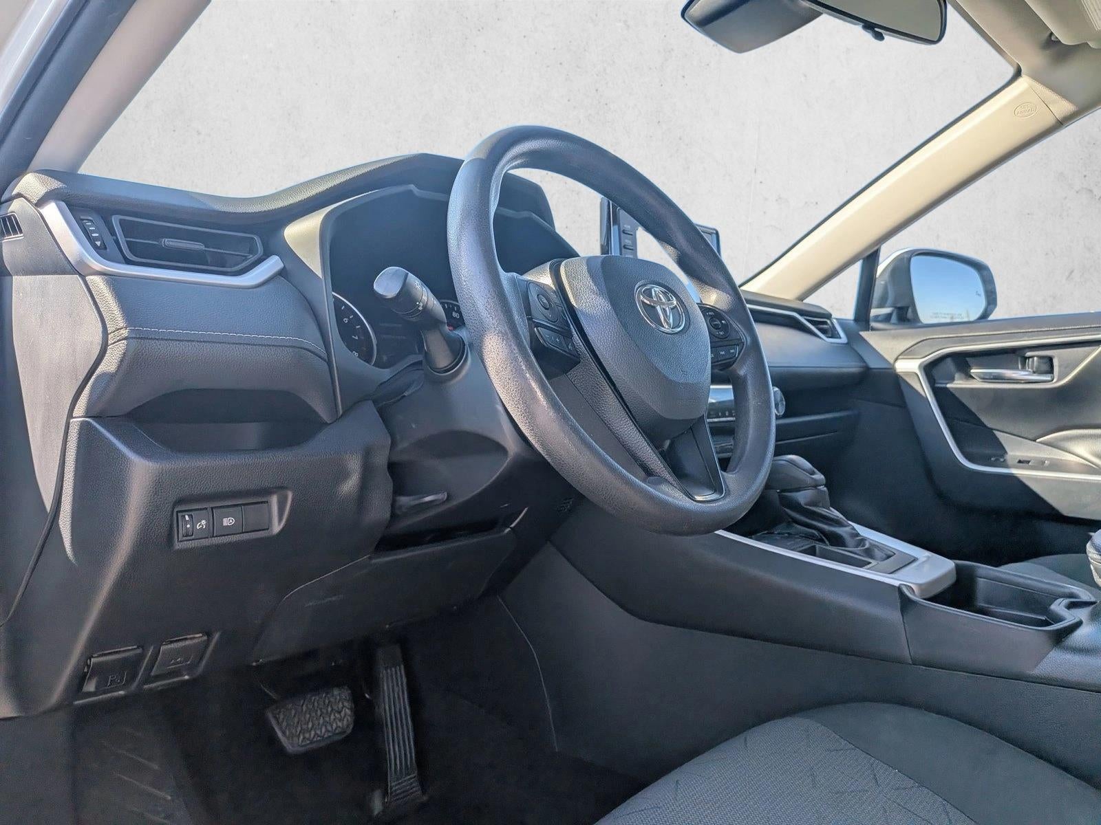 2021 Toyota RAV4 XLE FWD (GS)