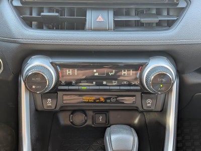 2021 Toyota RAV4 XLE FWD (GS)