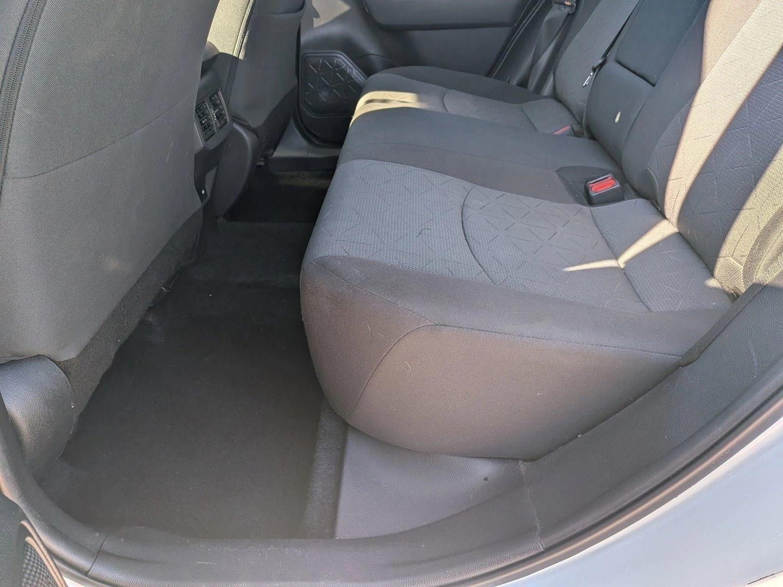 2021 Toyota RAV4 XLE FWD (GS)