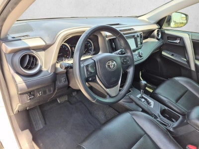 2016 Toyota RAV4 FWD 4dr XLE (GS)