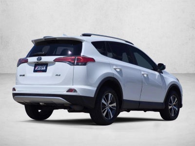 2016 Toyota RAV4 FWD 4dr XLE (GS)