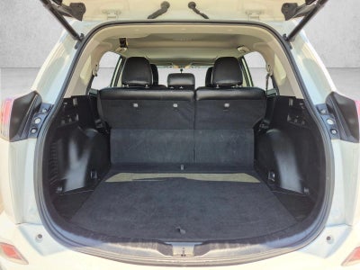 2016 Toyota RAV4 FWD 4dr XLE (GS)