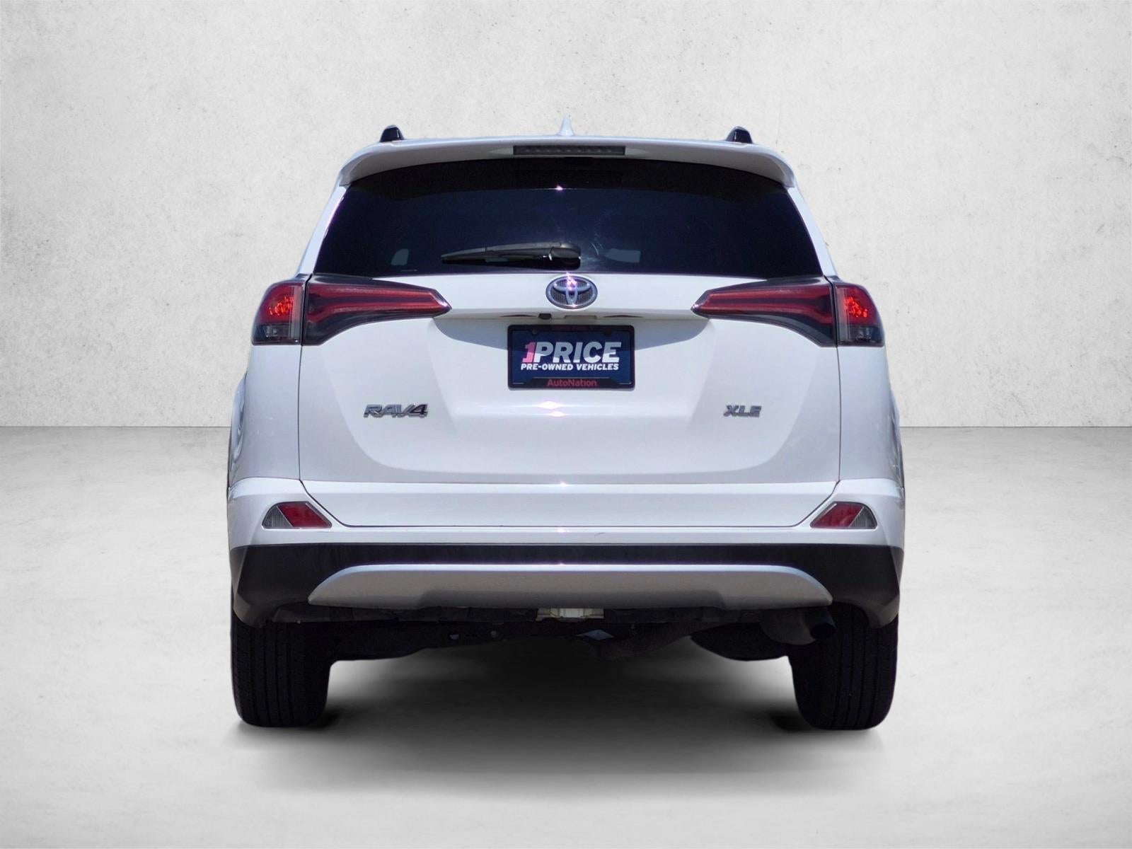 2016 Toyota RAV4 FWD 4dr XLE (GS)