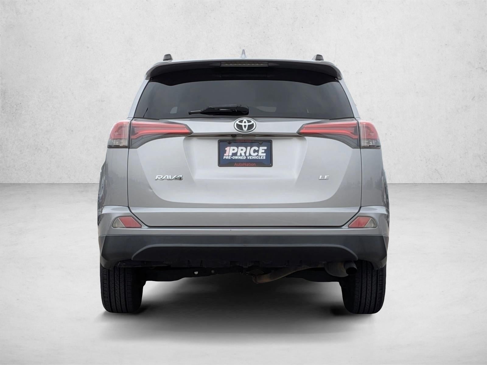 2016 Toyota RAV4 FWD 4dr LE (GS)