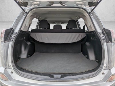 2016 Toyota RAV4 FWD 4dr LE (GS)