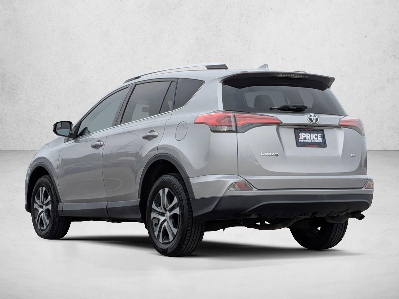 2016 Toyota RAV4 FWD 4dr LE (GS)