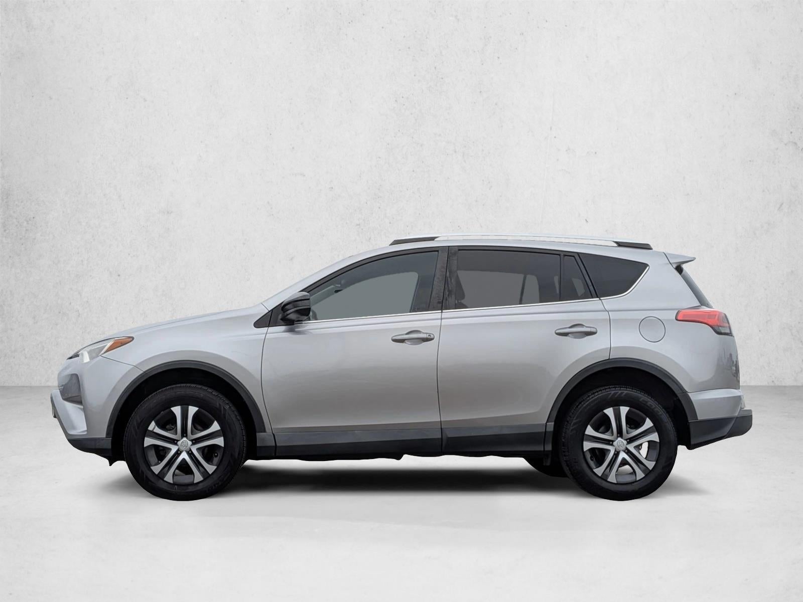 2016 Toyota RAV4 FWD 4dr LE (GS)