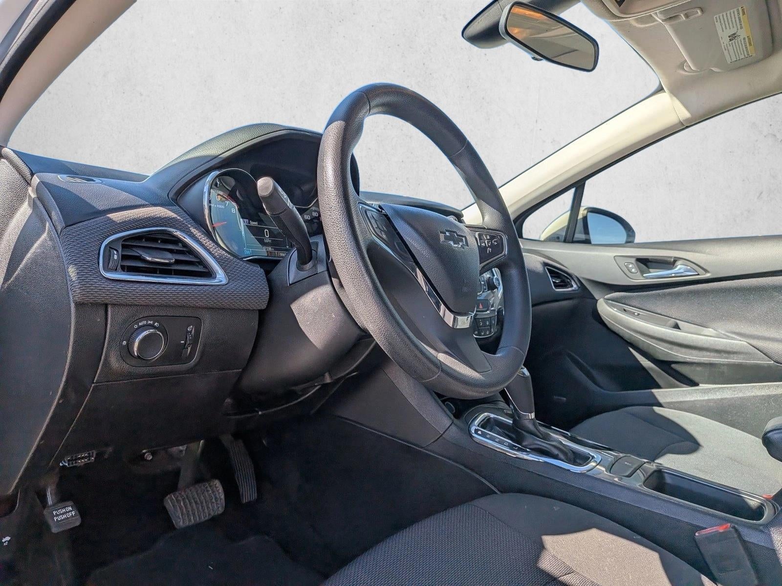 2017 Chevrolet Cruze Hatchback LT (Automatic)