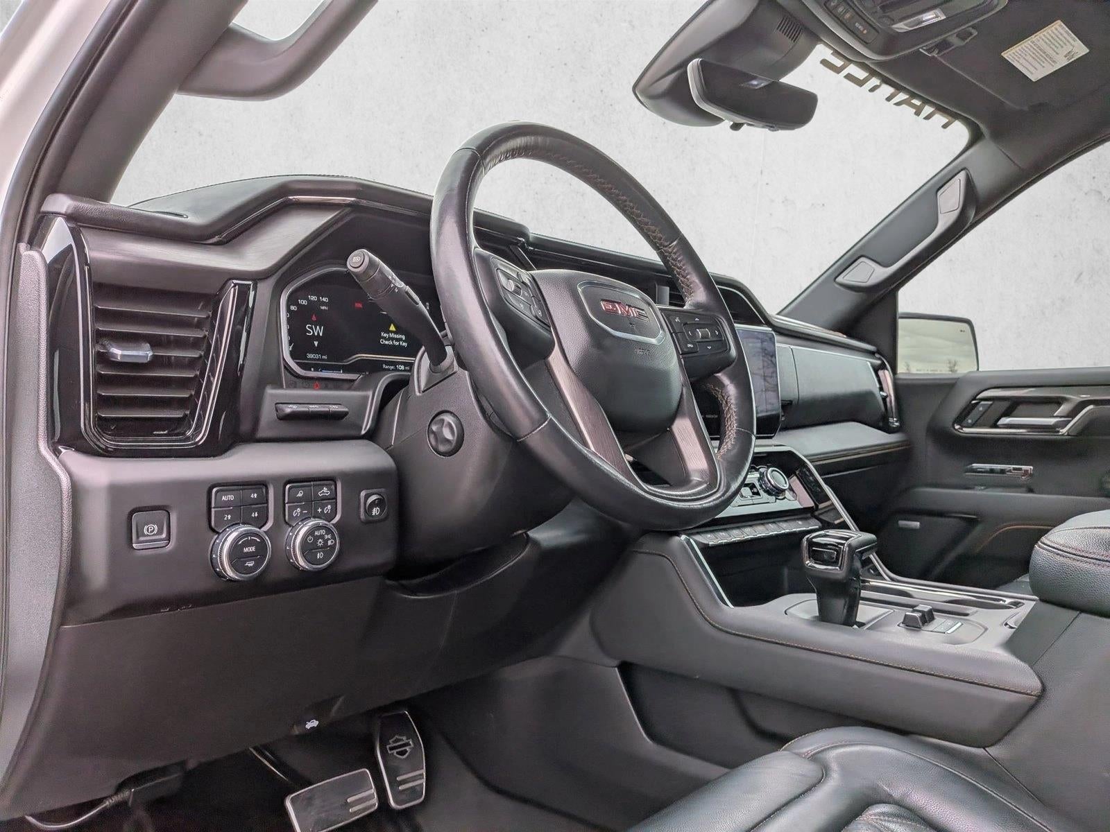 2022 GMC Sierra 1500 Crew Cab Short Box 4-Wheel Drive AT4