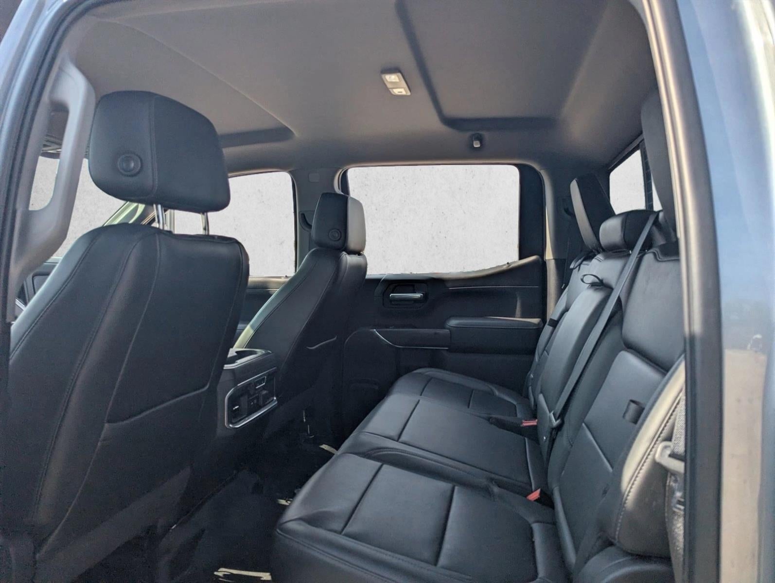 2020 GMC Sierra 1500 Crew Cab Short Box 4-Wheel Drive SLT