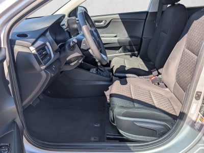 2023 Kia Rio LX IVT