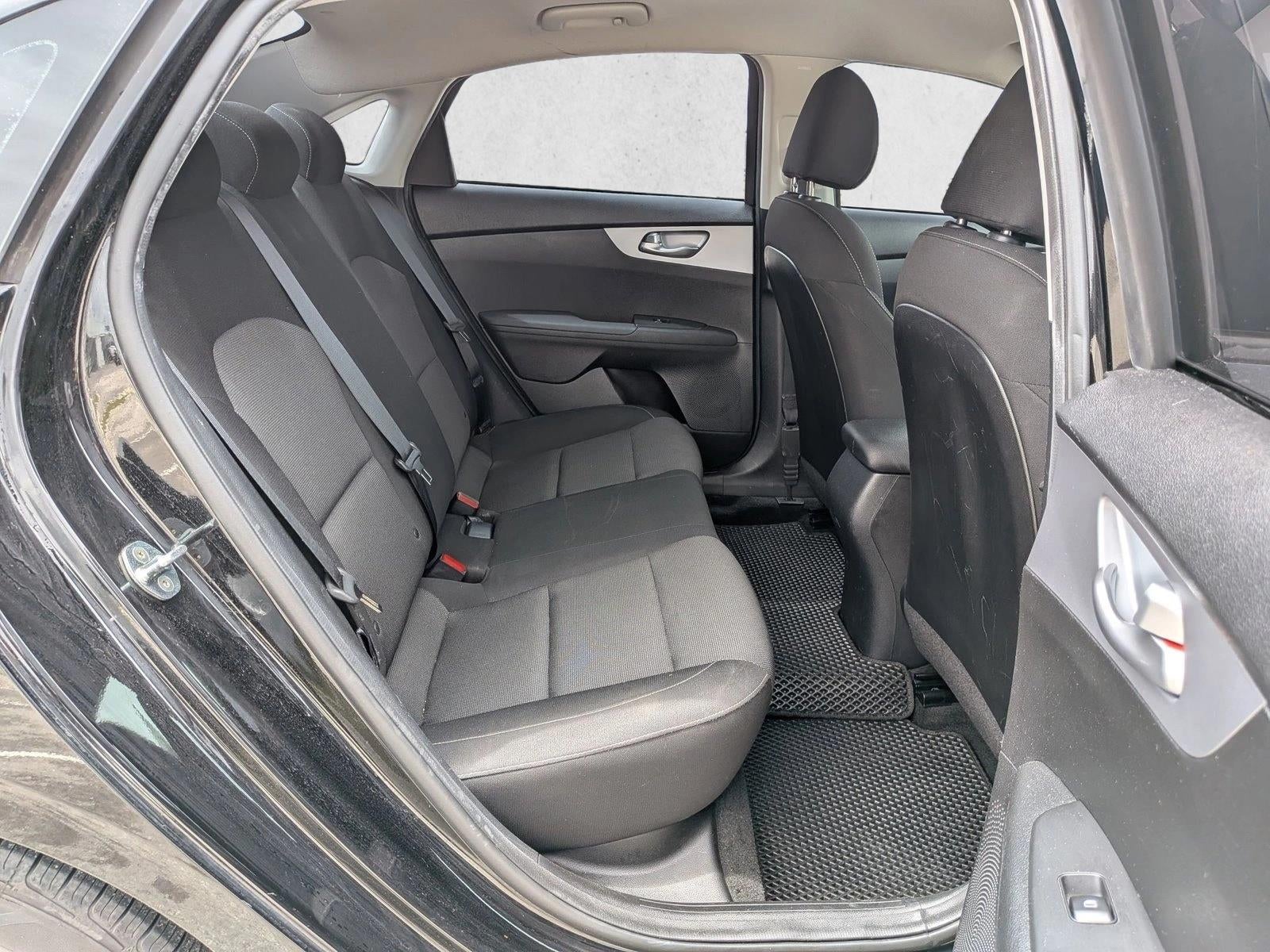 2023 Kia Forte LX IVT
