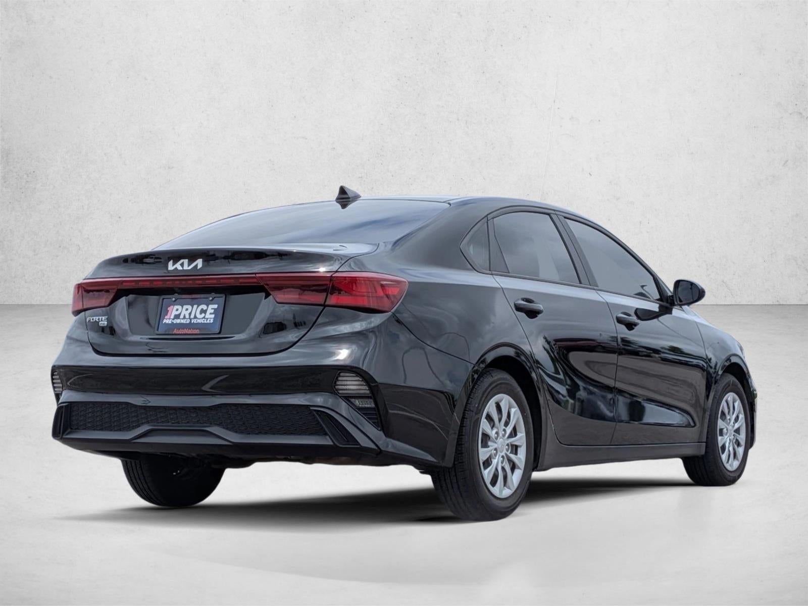 2023 Kia Forte LX IVT