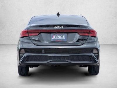2023 Kia Forte LX IVT