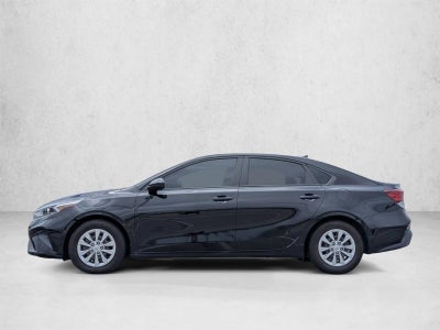 2023 Kia Forte LX IVT