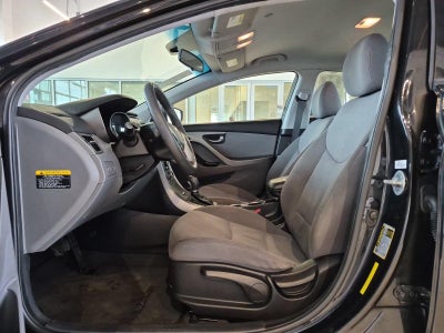 2025 Nissan Sentra SV CVT