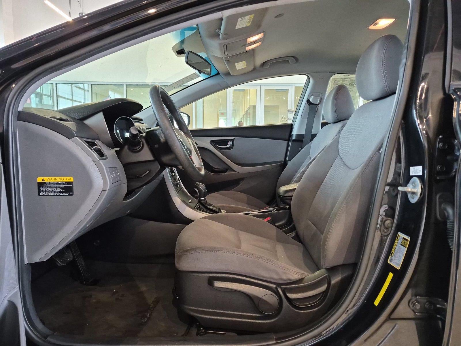 2025 Nissan Sentra SV CVT