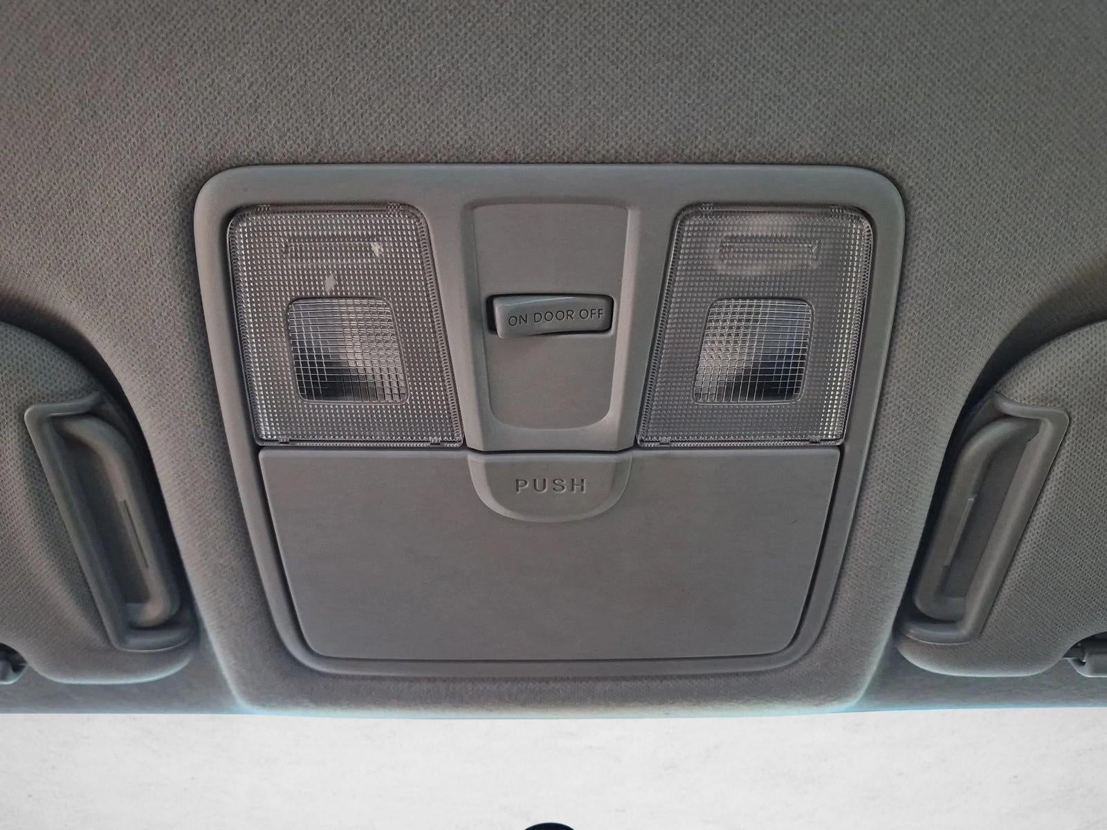 2025 Nissan Sentra SV CVT