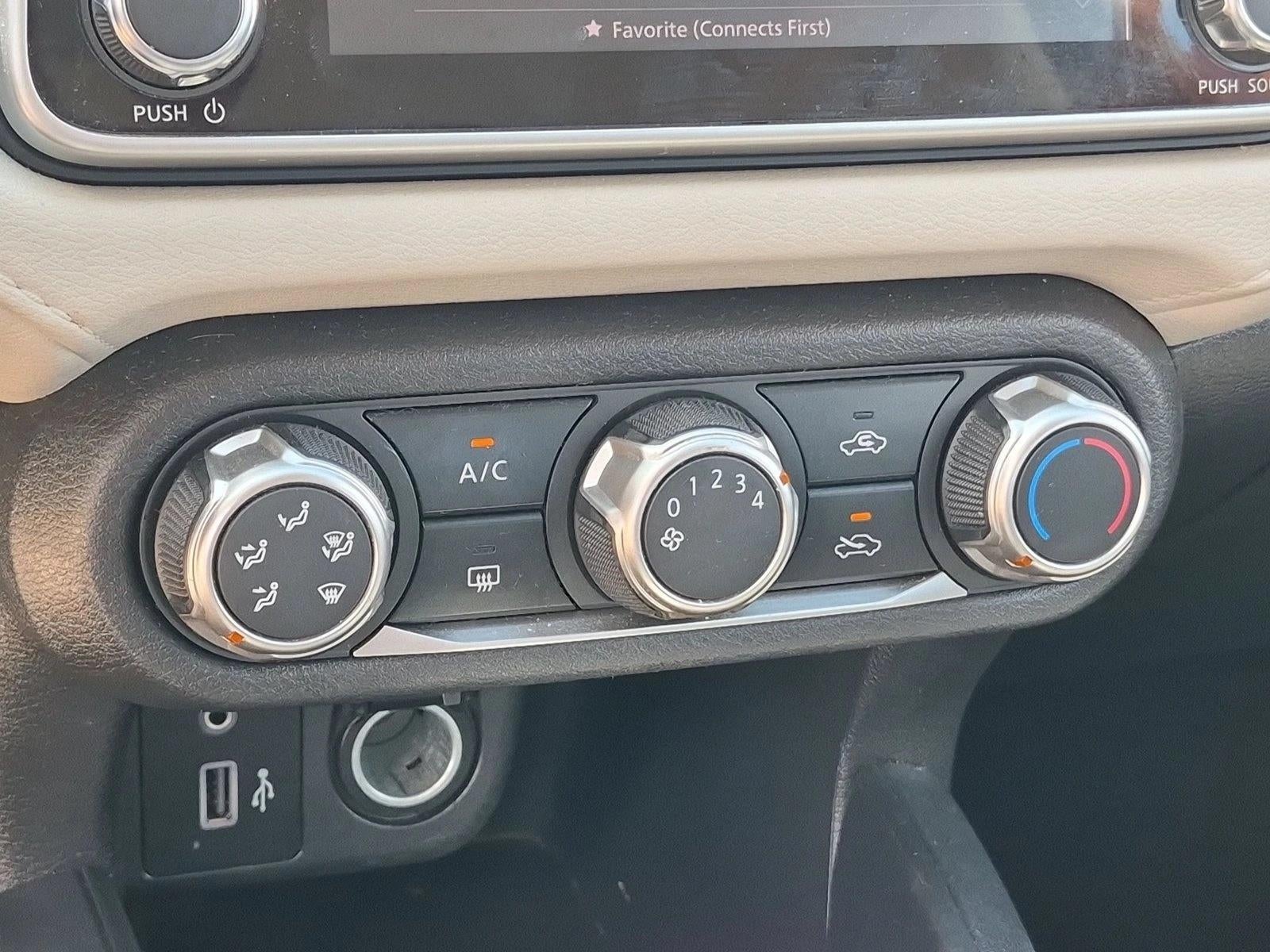 2021 Nissan Versa SV CVT