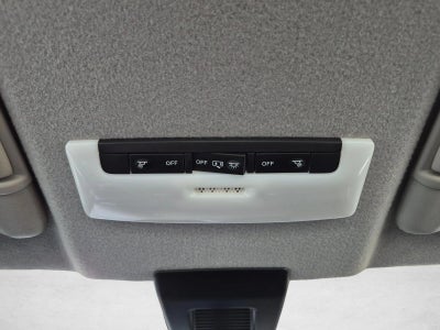 2022 Nissan Kicks SR FWD