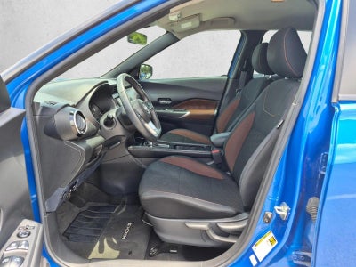 2022 Nissan Kicks SR FWD