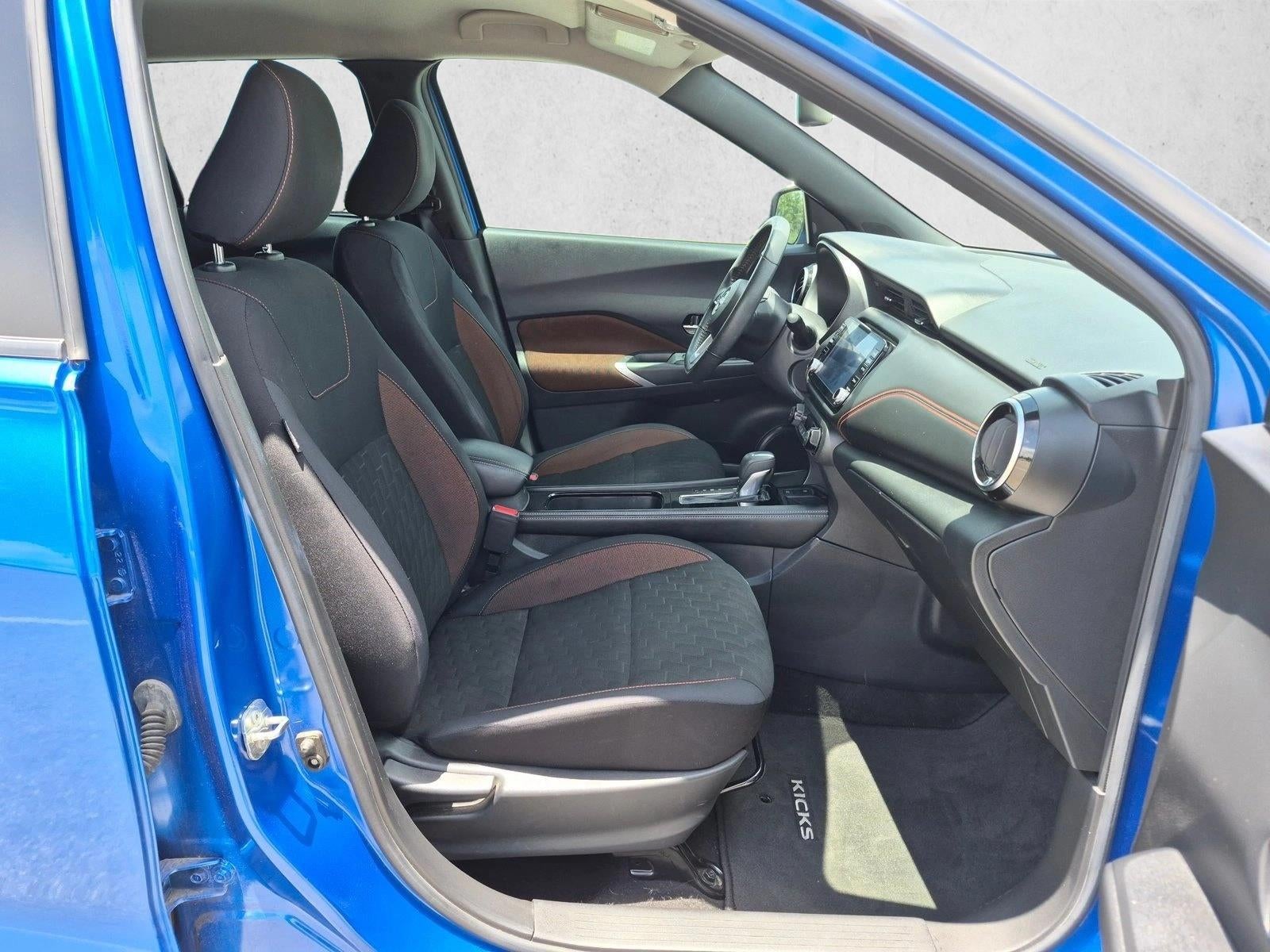 2022 Nissan Kicks SR FWD