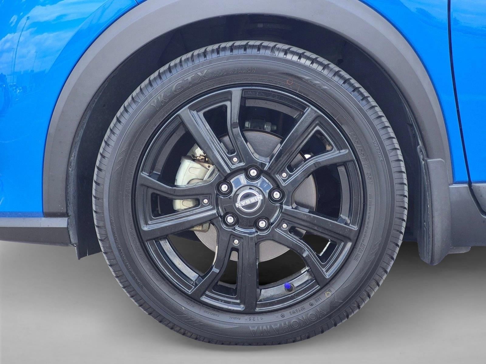 2022 Nissan Kicks SR FWD