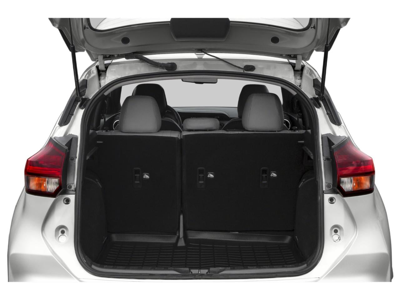 2022 Nissan Kicks SR FWD