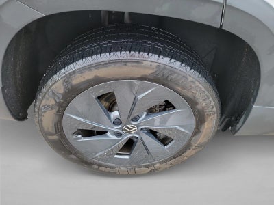 2025 Volkswagen Taos S FWD