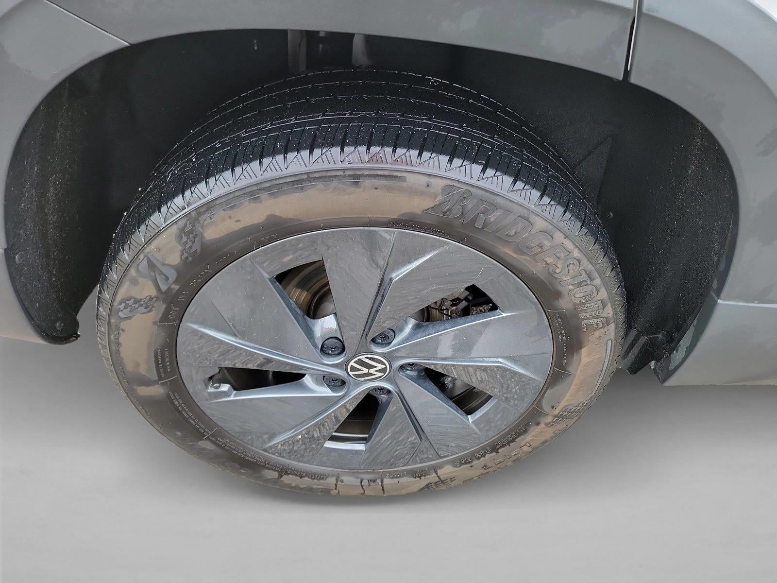 2025 Volkswagen Taos S FWD