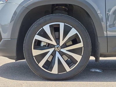 2022 Volkswagen Taos SE FWD