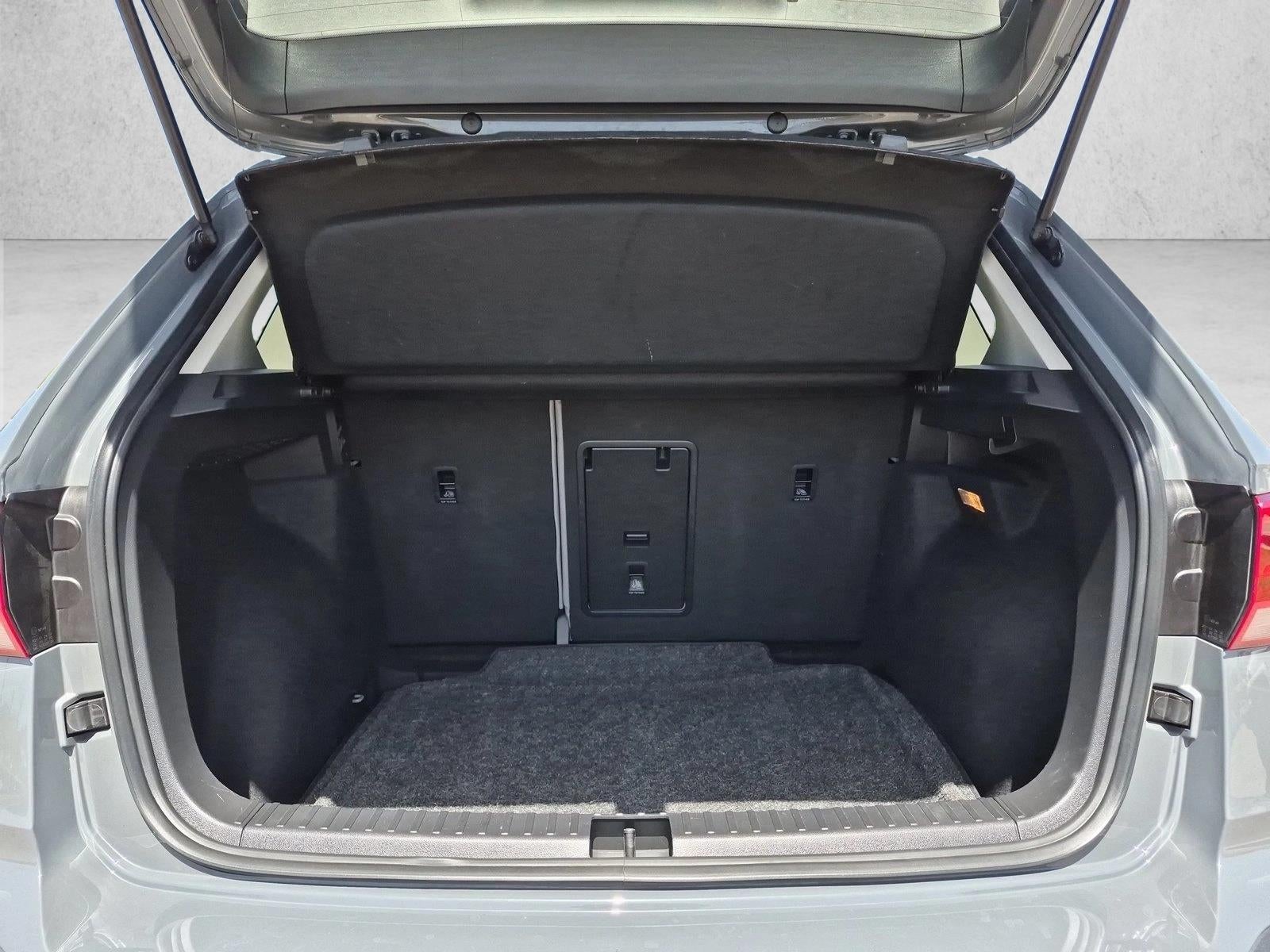 2022 Volkswagen Taos SE FWD