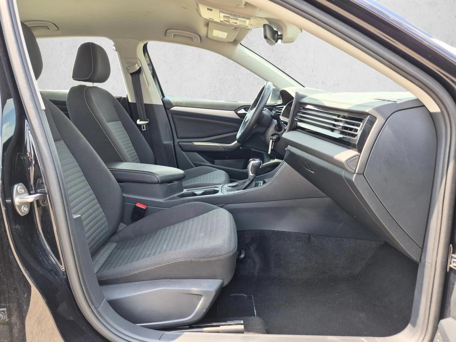 2025 Volkswagen Jetta S Auto
