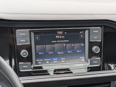 2023 Volkswagen Jetta SE Auto