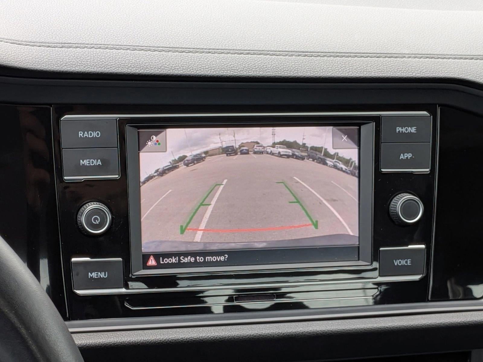 2023 Volkswagen Jetta SE Auto