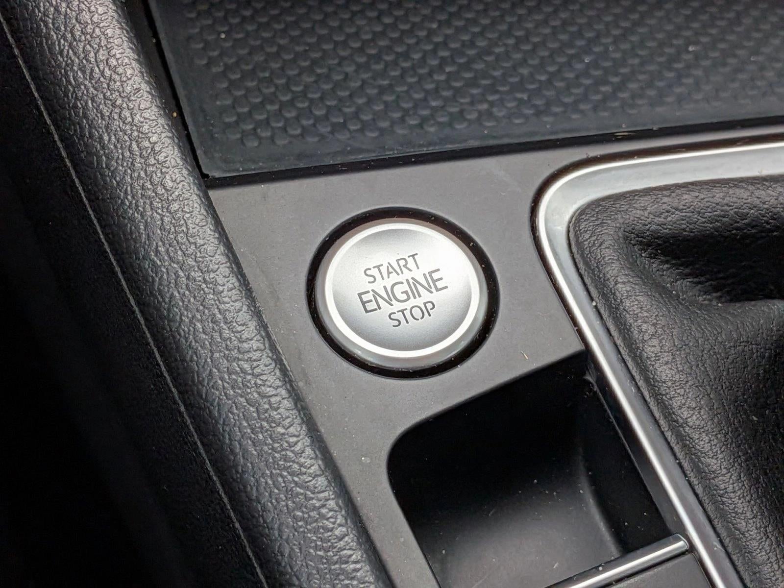 2023 Volkswagen Jetta SE Auto
