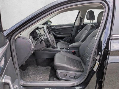 2023 Volkswagen Jetta SE Auto