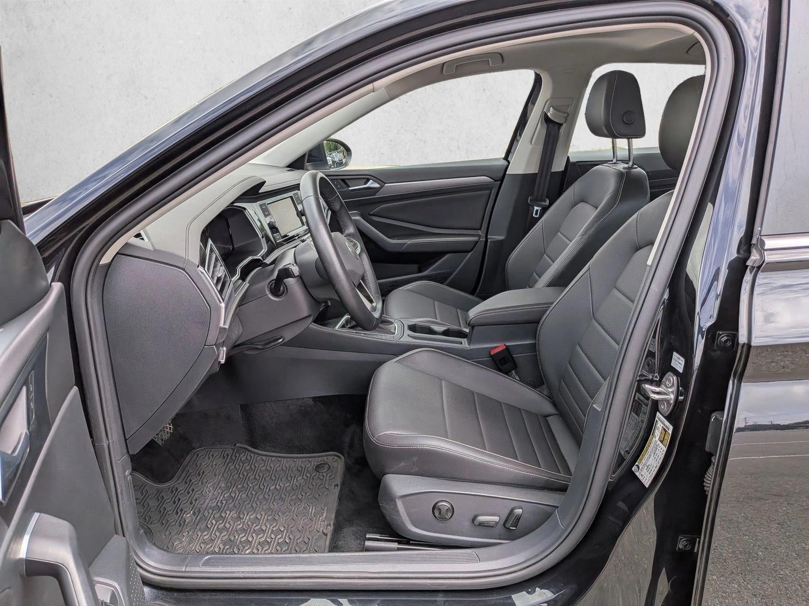 2023 Volkswagen Jetta SE Auto