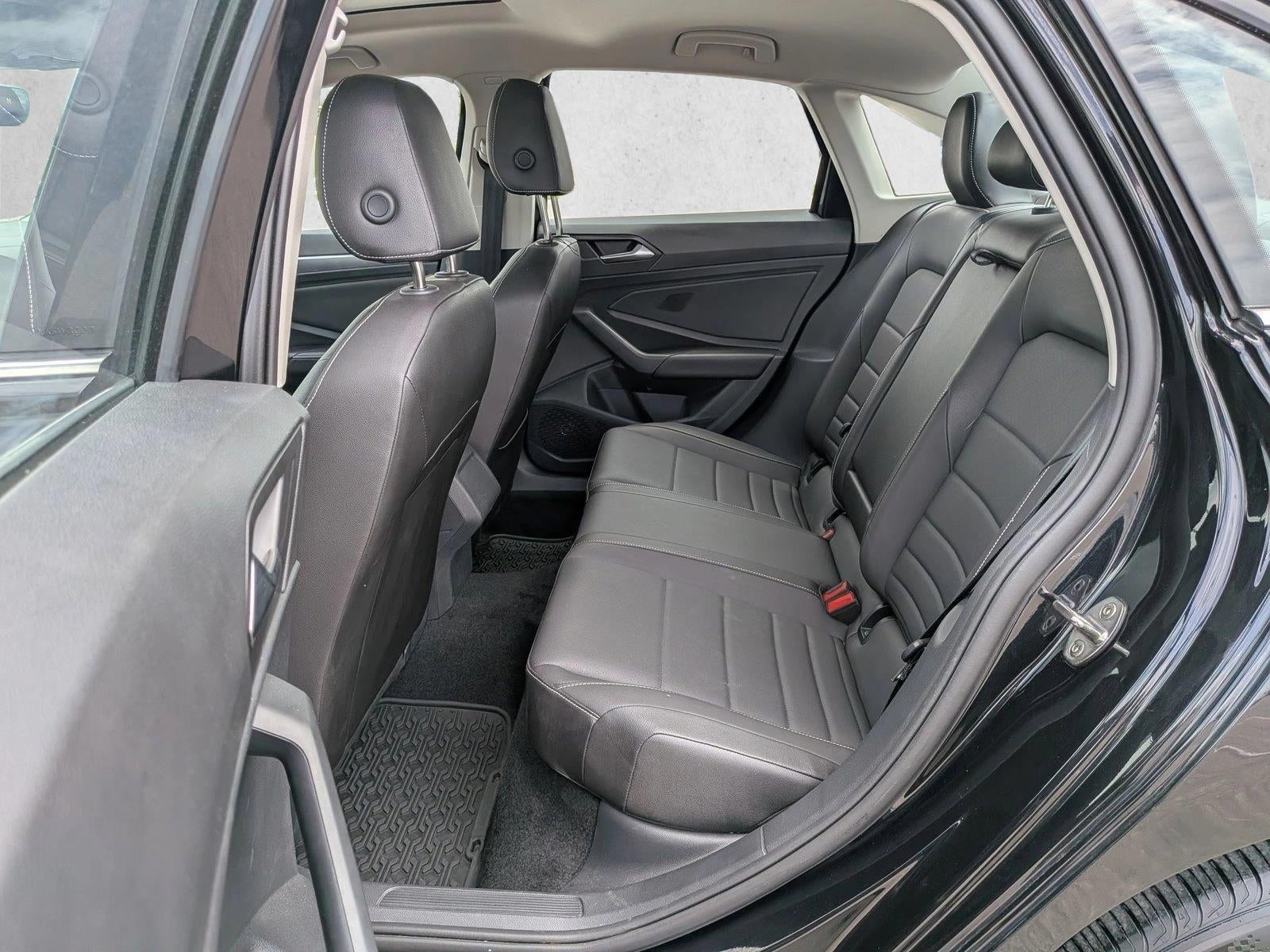 2023 Volkswagen Jetta SE Auto