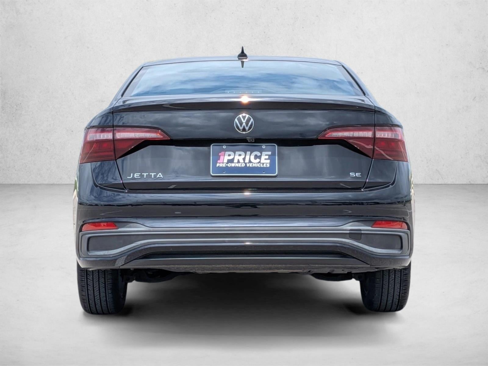 2023 Volkswagen Jetta SE Auto