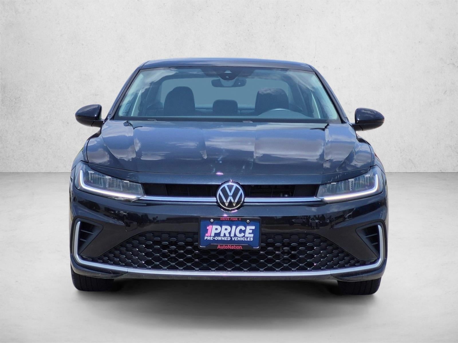 2025 Volkswagen Jetta SE Auto
