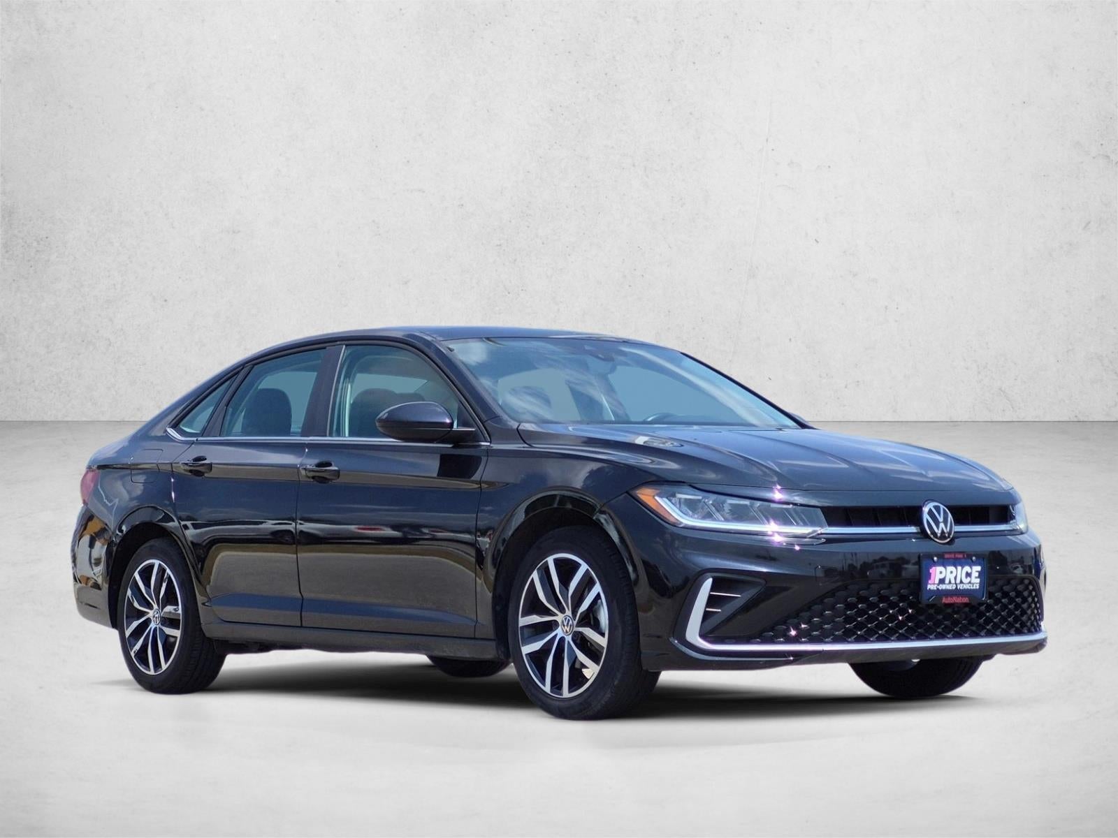 2025 Volkswagen Jetta SE Auto