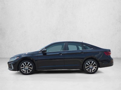 2025 Volkswagen Jetta SE Auto