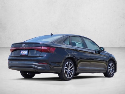 2025 Volkswagen Jetta SE Auto