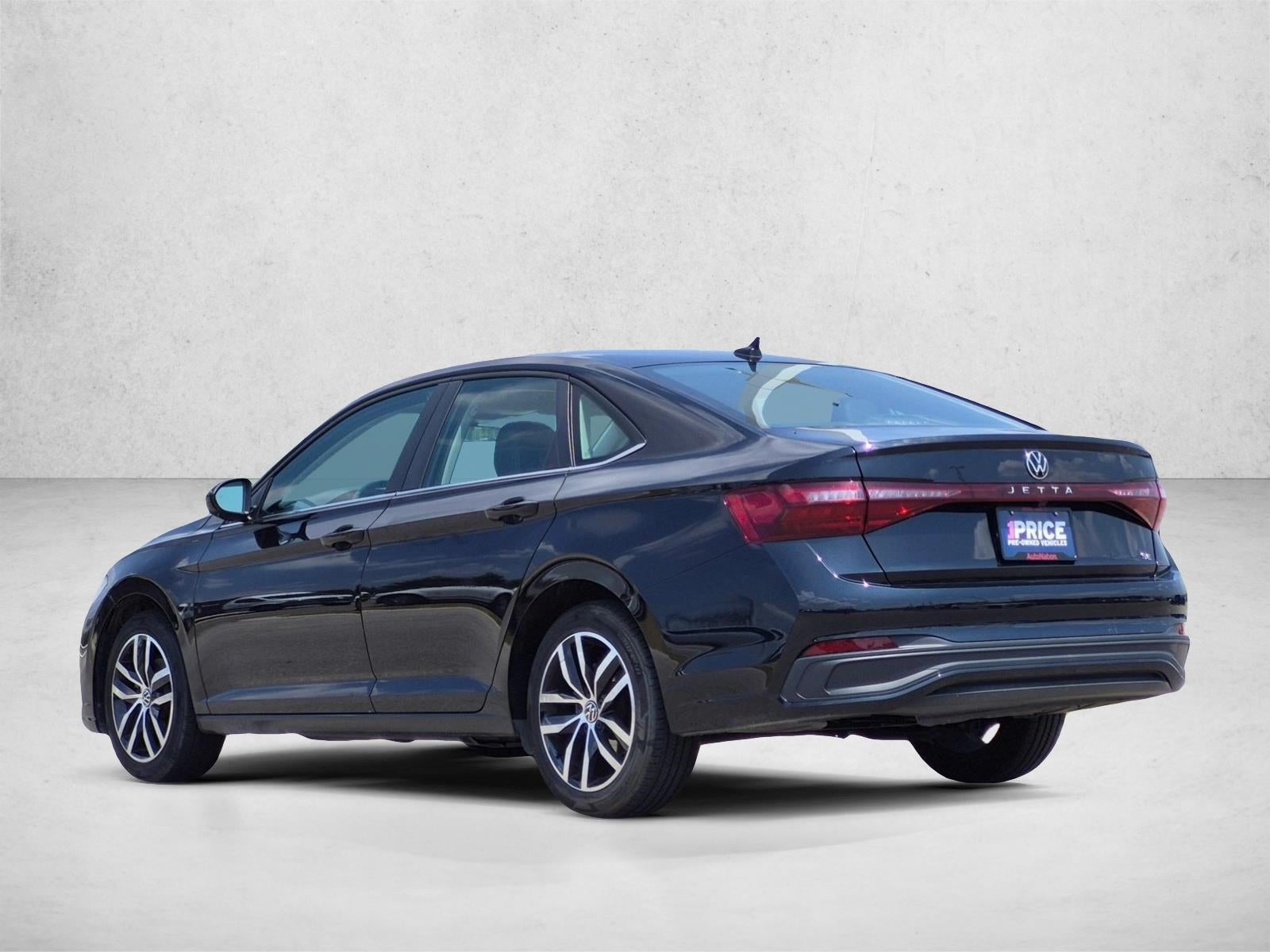 2025 Volkswagen Jetta SE Auto