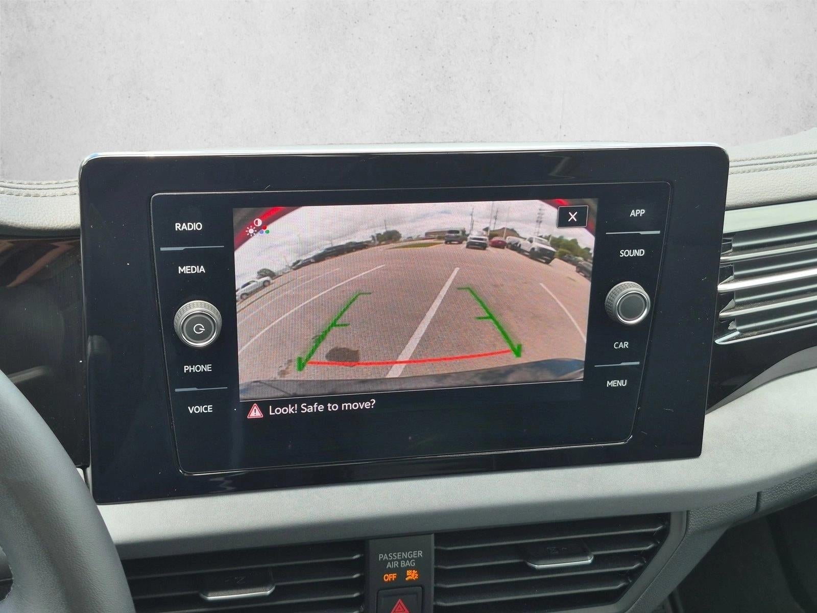 2025 Volkswagen Jetta SE Auto