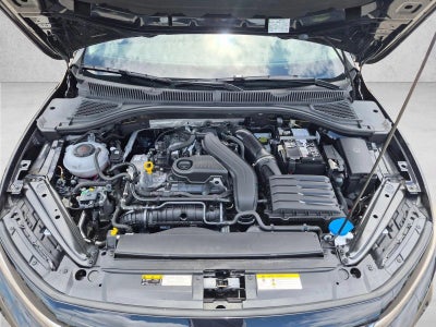 2025 Volkswagen Jetta SE Auto