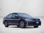 2025 Volkswagen Jetta SE Auto